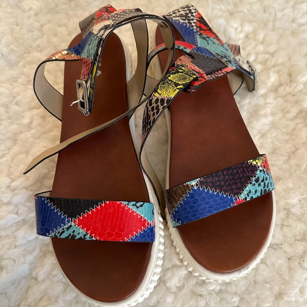 Mia Sandals